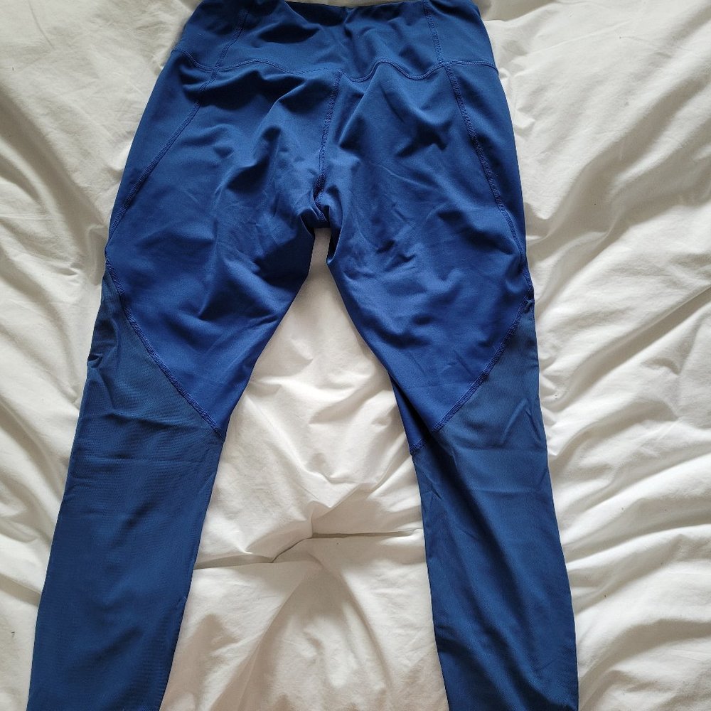 Blue 3/4 Legging - Picture 5 of 5